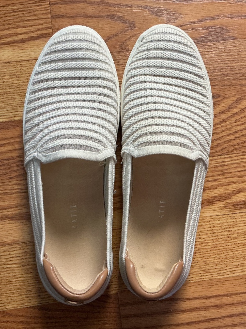 Kelly & Katie Cream Mesh Striped Slip On Shoes Size 9.5 M
